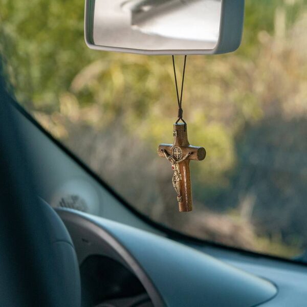 Cruz para Retrovisor Madeira Cilíndrica 7cm São Bento Ouro Velho 3980 - Image 2
